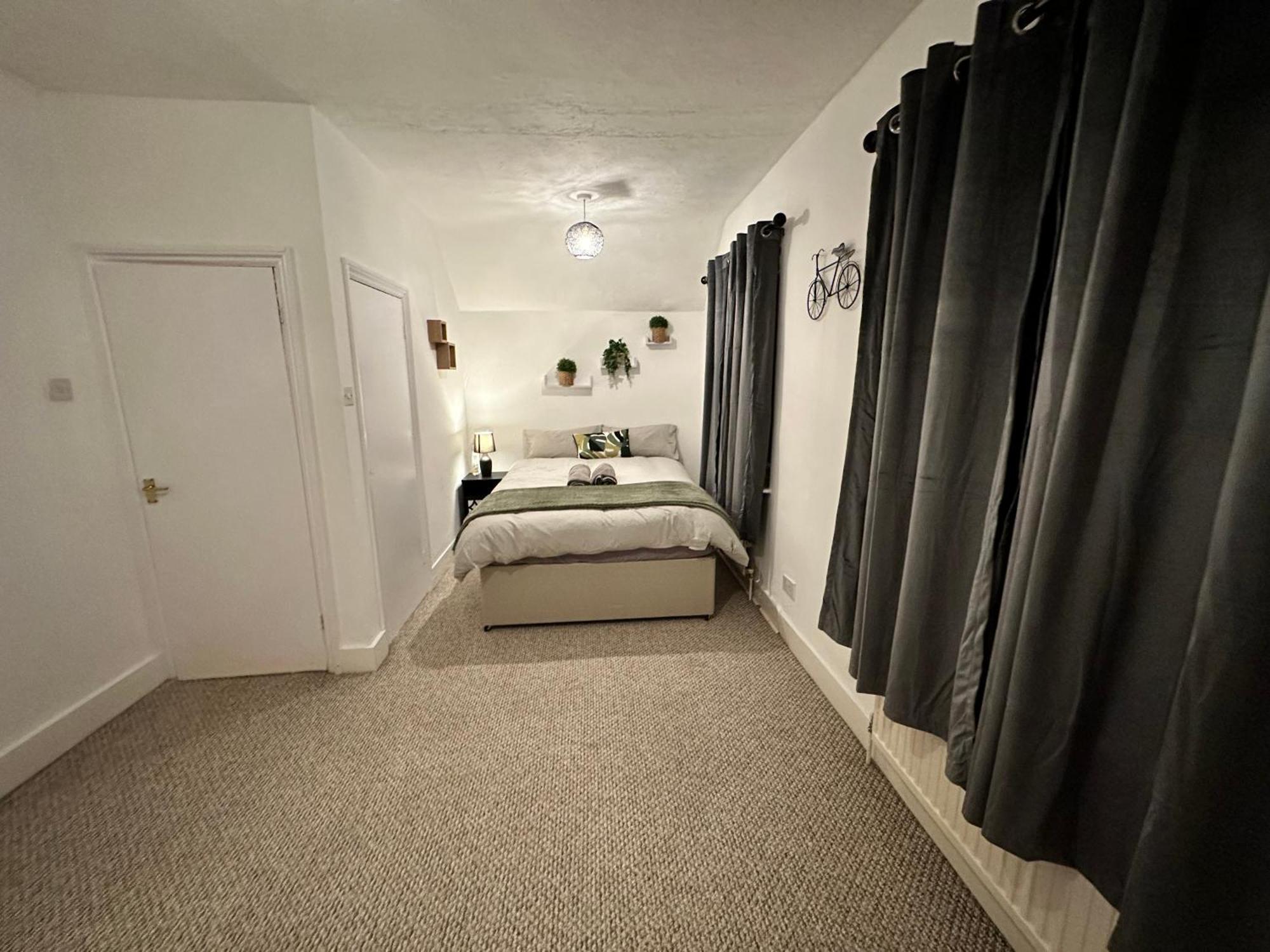 3 Bed House In