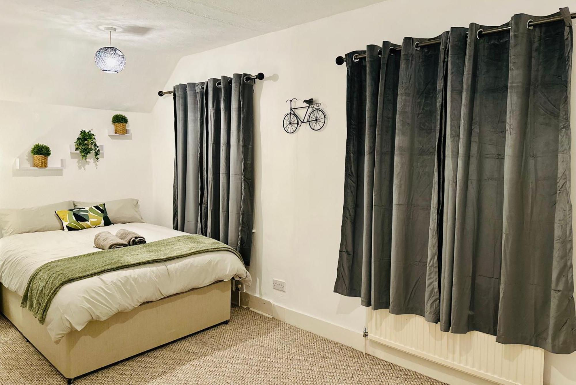 3 Bed House In