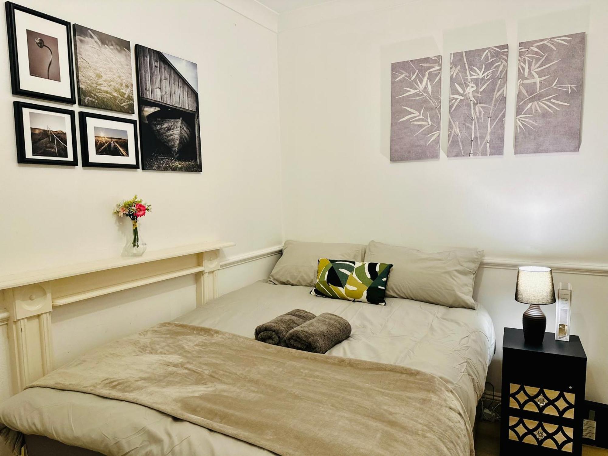 Holiday home 3 Bed House In Reading