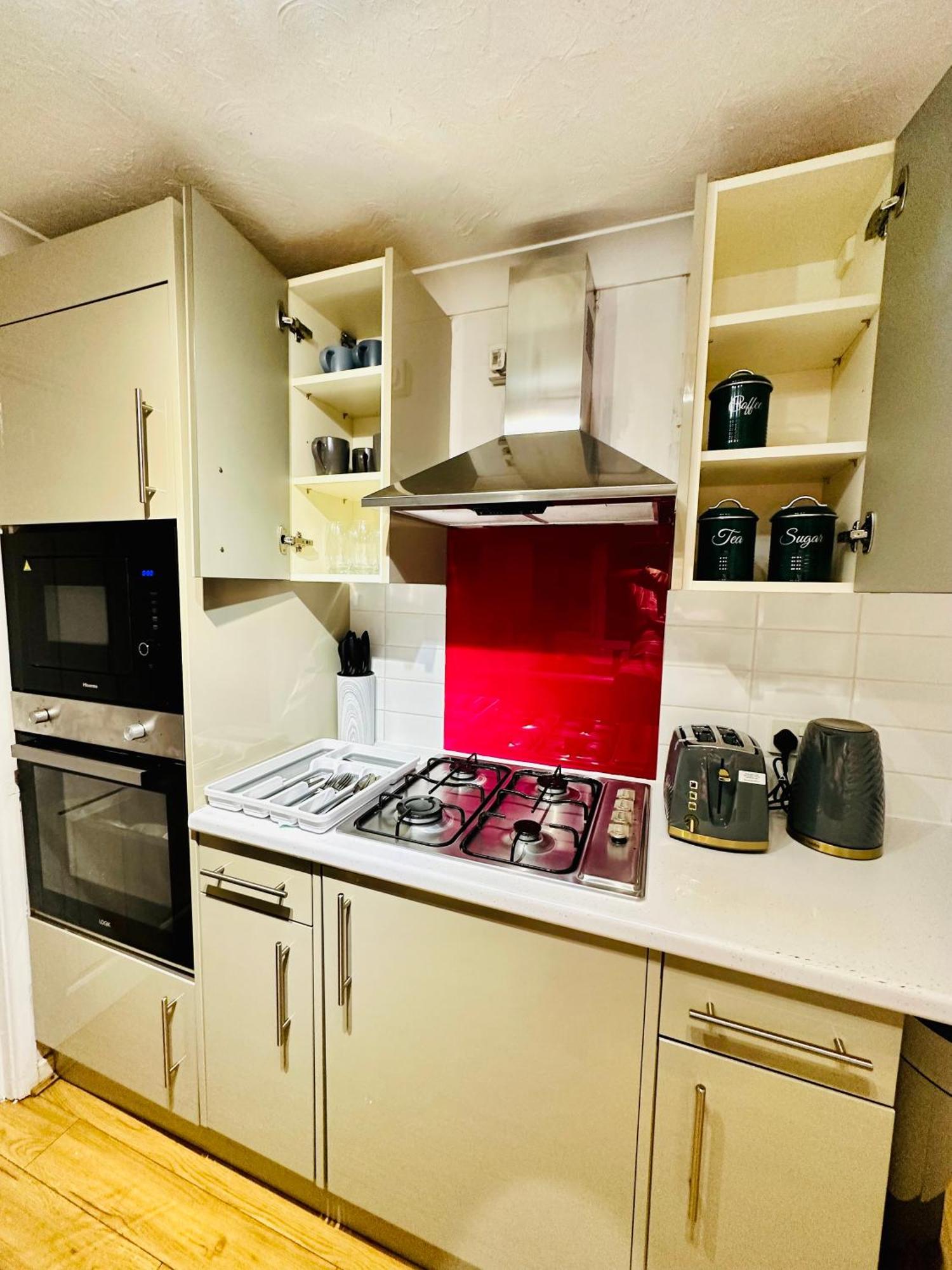 3 Bed House In Holiday home Reading